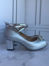 Cargar imagen en el visor de la galería, Rosy C.