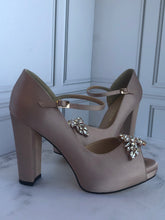 Cargar imagen en el visor de la galería, JOSELYN T