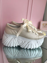 Cargar imagen en el visor de la galería, VICTORIA A