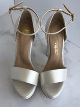 Cargar imagen en el visor de la galería, PATRICIA