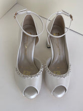 Cargar imagen en el visor de la galería, YANESI