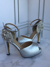 Cargar imagen en el visor de la galería, Daniela