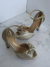 Cargar imagen en el visor de la galería, EVA