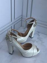 Cargar imagen en el visor de la galería, MARIAN