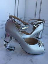 Cargar imagen en el visor de la galería, Rosy C.