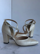 Cargar imagen en el visor de la galería, DONALLY