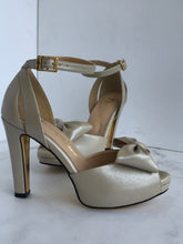 Cargar imagen en el visor de la galería, EVA