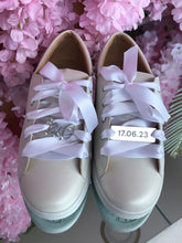 Cargar imagen en el visor de la galería, Plaquitas Personalizadas para Tenis