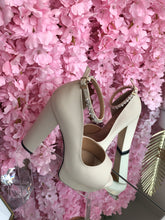 Cargar imagen en el visor de la galería, Alejandra Saldivar