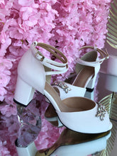 Cargar imagen en el visor de la galería, Mary Salazar