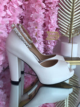 Cargar imagen en el visor de la galería, Valeria Camarillo