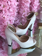 Cargar imagen en el visor de la galería, Valeria Camarillo