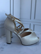 Cargar imagen en el visor de la galería, Ana Karen