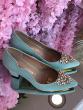 Cargar imagen en el visor de la galería, Flor