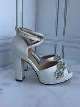 Cargar imagen en el visor de la galería, Lizeth Reyna