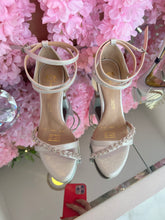 Cargar imagen en el visor de la galería, Valeria Segura