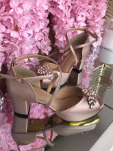 Cargar imagen en el visor de la galería, María Regina