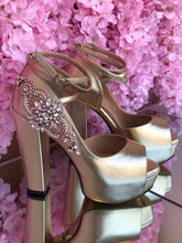 Cargar imagen en el visor de la galería, GUADALUPE G.