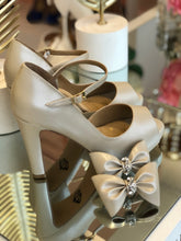 Cargar imagen en el visor de la galería, JESSICA M.