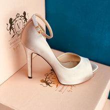 Cargar imagen en el visor de la galería, NUTTY