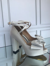 Cargar imagen en el visor de la galería, ESTEFANY