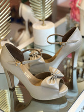 Cargar imagen en el visor de la galería, JESSICA M.