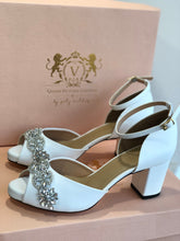 Cargar imagen en el visor de la galería, BELLA