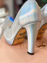 Cargar imagen en el visor de la galería, CINDERELLA T