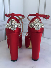 Cargar imagen en el visor de la galería, SHEILA O.