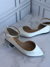 Cargar imagen en el visor de la galería, DEBANHY A.