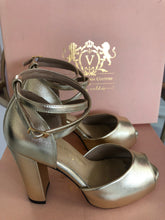 Cargar imagen en el visor de la galería, BÁRBARA