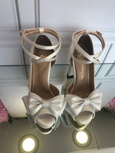 Cargar imagen en el visor de la galería, ESTEFANY