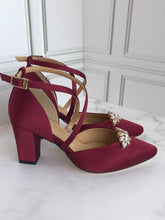 Cargar imagen en el visor de la galería, MARÍA T.