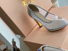 Cargar imagen en el visor de la galería, CINDERELLA T