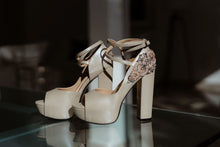 Cargar imagen en el visor de la galería, EUGENIA