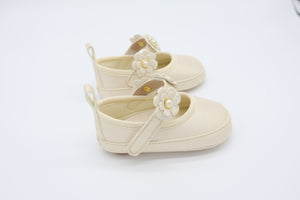 Balerina en piel ivory con flores y perlas  -305