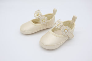 Balerina en piel ivory con flores y perlas  -305