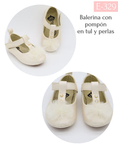 Balerina con pompón,  piel ivory con perlas-329